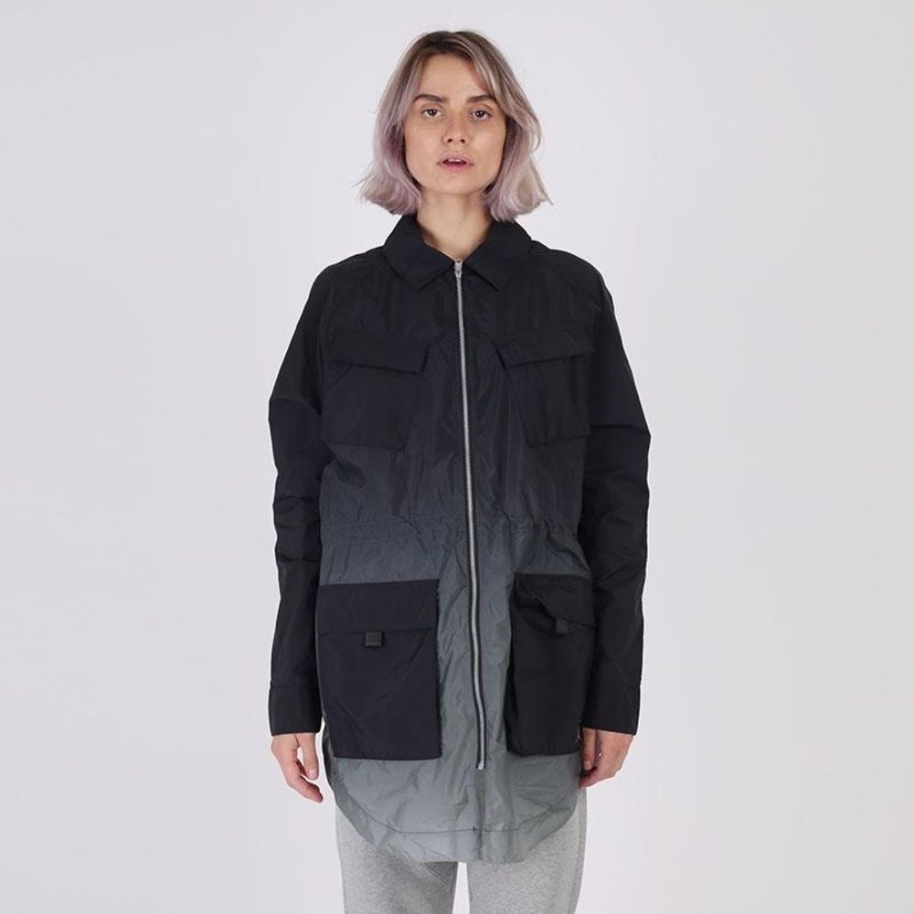 Nike air Jordan coat jacket 
Lightweight jacket